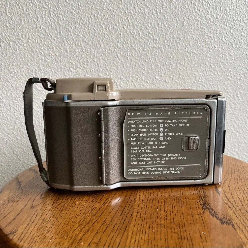 Polaroid Land J33 Film Camera